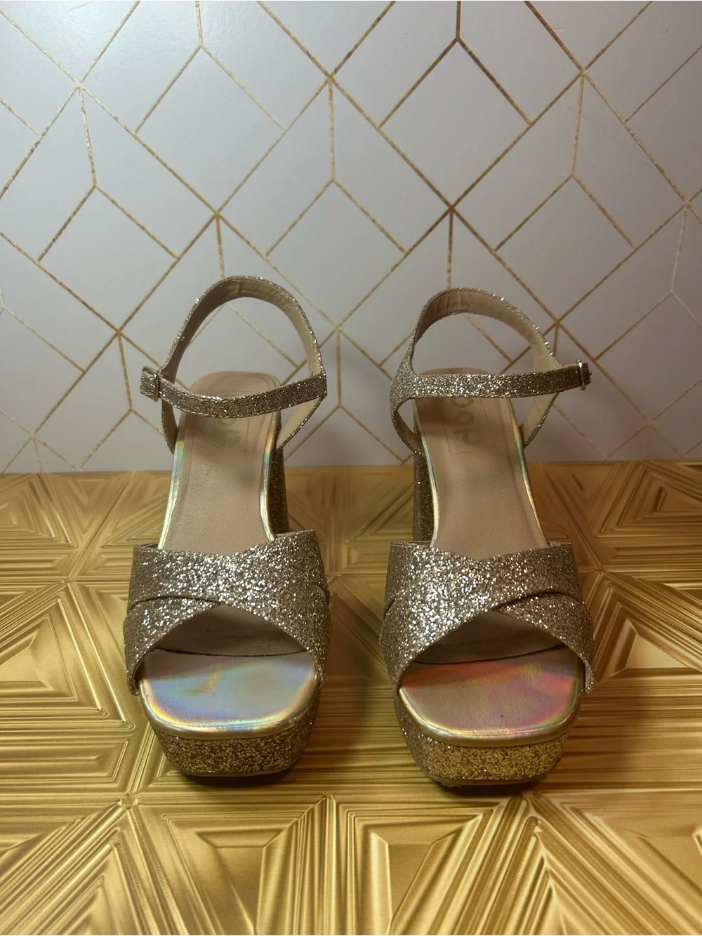 Pop cultured gold glitter crisscross sandals